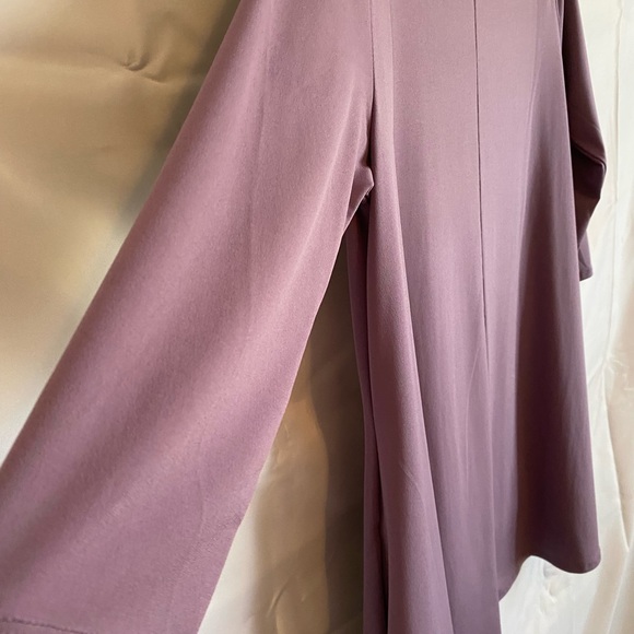 Pullover Blouses size Medium - Picture 3 of 8